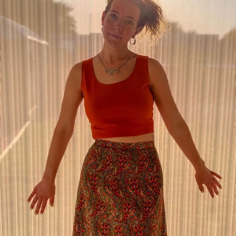 Vintage High Rise Paisley skirt